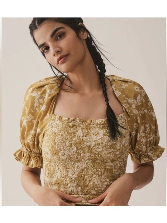 Anthropologie Tops - Anthropologie XL Chartreuse Yellow Seersucker Smocked Puff-Sleeve Crop Top